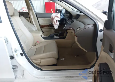 2010 Honda Accord 2.4 Ex-L from USA, damaged, VIN 1HGCP2F8XAA159218